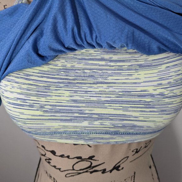 LULULEMON NO LIMITS Racerback Tank Bra layer Athletic Womens size 4 - Picture 7 of 8